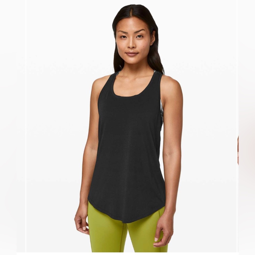 NWT Lululemon Essential Tank Top *Pleated Black Sz 4